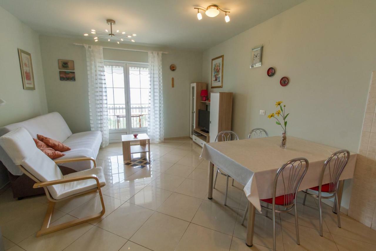 Apartments Ivana Ravni Εξωτερικό φωτογραφία