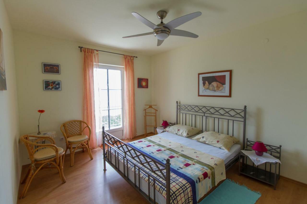 Apartments Ivana Ravni Εξωτερικό φωτογραφία